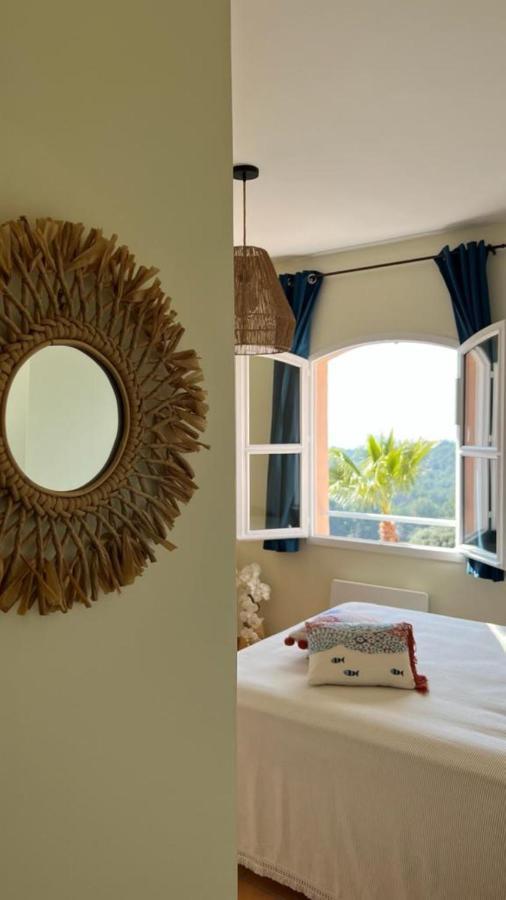 Hameau Des Amandiers Vue Mer - Piscine, Golf Et Tennis Prive Saint-Cyr-sur-Mer Extérieur photo